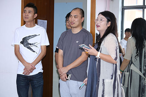 陌陌创始人唐岩和《无双小师妹手游》饶昊苏相聚羽翼国际 陌陌创始人唐岩和《无双小师妹手游》饶昊苏相聚羽翼国际
